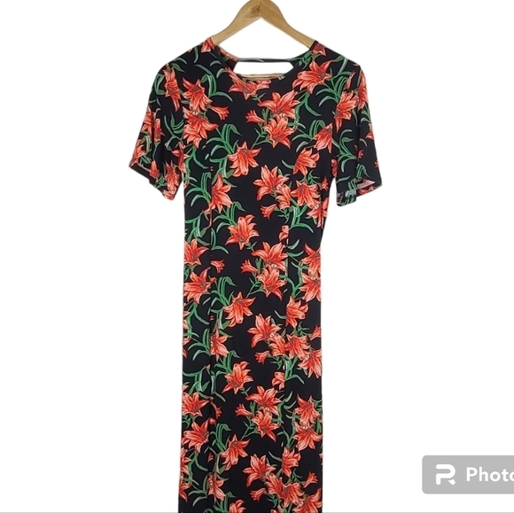 Asos Maxi Tea Dress with Open Back Detail in Floral Print  Women's Size 6 - Picture 7 of 16